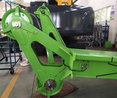 XR220D Rotary Piling Rig met 3507mm Transport Height 6-30 RPM Rotatiesnelheid en 200 KN Crowd Force voor Fundament Drilling