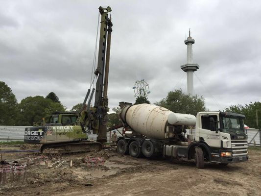 Gebruikte stapelmachine met ISUZU AA-6HK1XQP-motormodel voor duurzame constructie en maximale stapellengte tot 30 meter