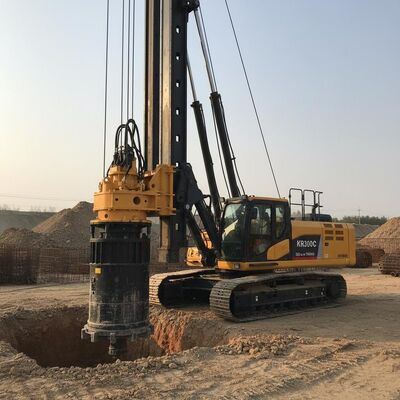 KR300C Rotary Piling Rig Machine met 320 kN.m koppel voor 54m boordiepte en 2500mm diameter