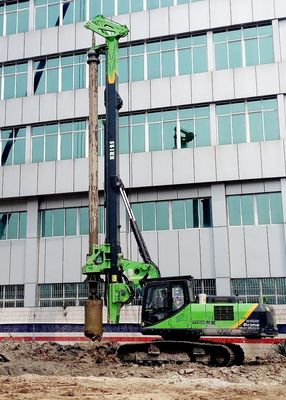 De Hydraulische Roterende Boorrig machine foundation pile with Cummins Motor van Kr 125ES